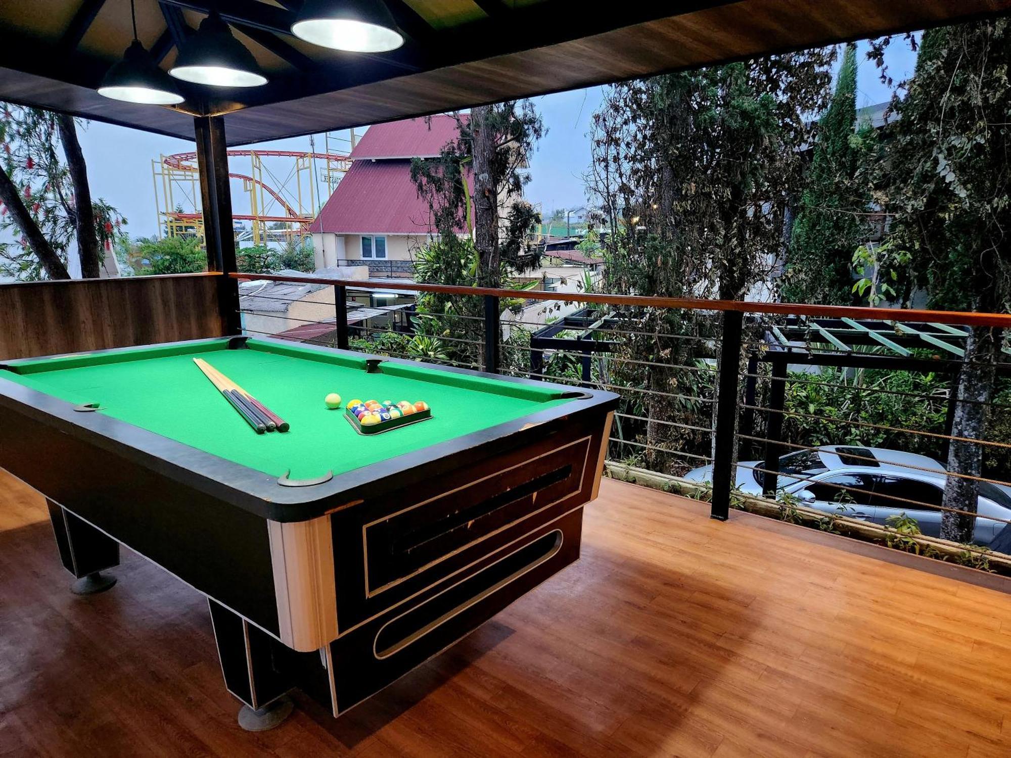 Villa 4-Br Klub Bunga No 4 Batu Malang Exterior photo